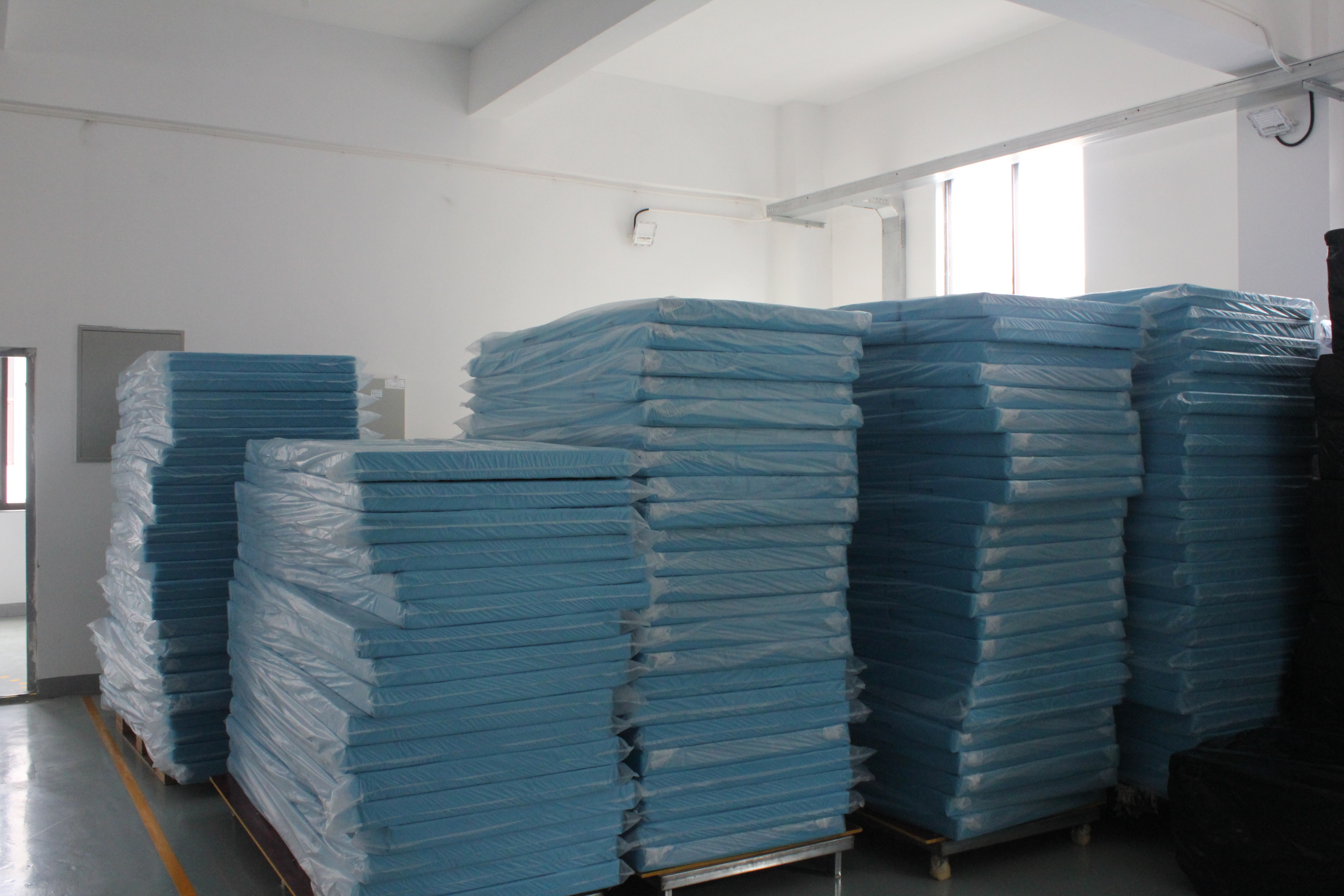 How to Choose the Best Hospital Bed Mattress – OEM & Custom Options